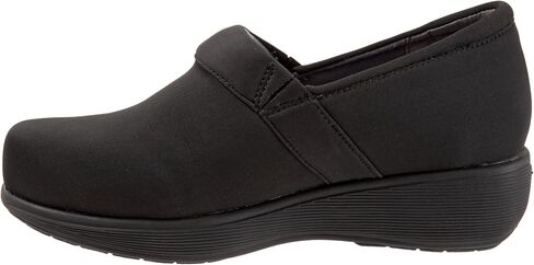 SoftWalk Women's Clog in Saudi Arabia