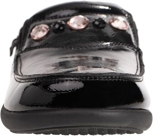 إحياء البغال المليء بالنساء in Kuwait