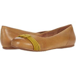 SoftWalk Women's Sonora Ballet Flat