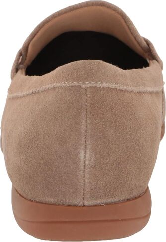 Trotters Women's Dawson Loafer in Kuwait