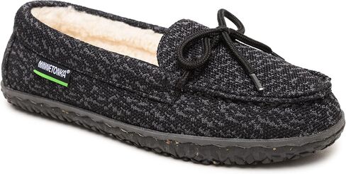 Minnetonka Women's Ecowise Oak Loafer in Kuwait