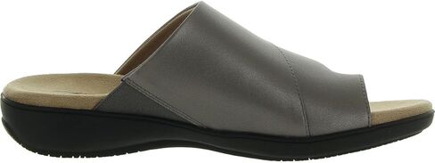 الصنادل المسطحة للسيدات in Kuwait