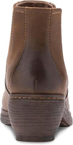 Eastland Women's Heidi Ankle Boot in Saudi Arabia