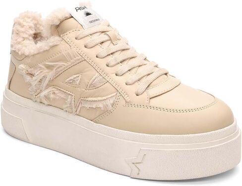 حذاء رياضة بحار المرأة in Kuwait