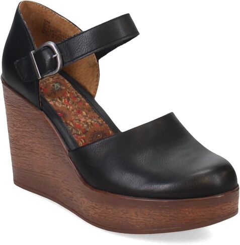 ب. نساء ، أليسون تسد in Kuwait