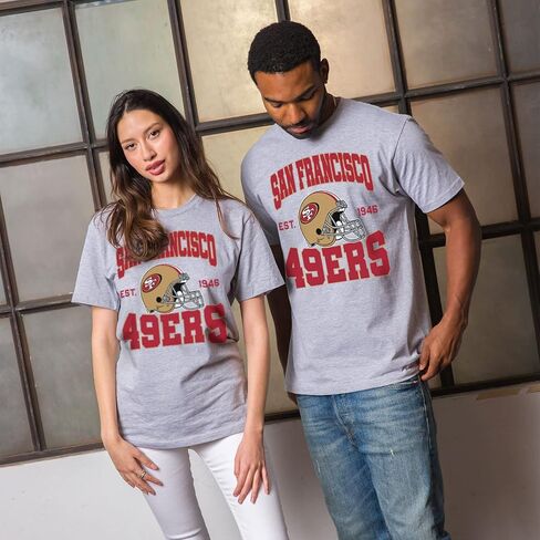 Junk Food NFL Team Helmet T-Shirt Adult in Kuwait