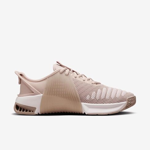 Nike Metcon 9 EasyOn Women's Workout Shoes (DZ2540-600, Pink Oxford/Diffused Taupe/Pearl Pink/White) Size 8 in Kuwait