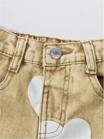 بنطال جينز Floerns للفتيات الصغيرات بطبعة قلب وممزق من قماش الدنيم ذو الساق المستقيمة in Kuwait