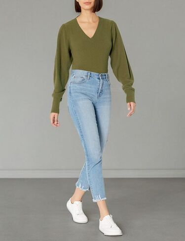The Drop Women's Edith Pleated Shoulder V-neck Sweater in Saudi Arabia