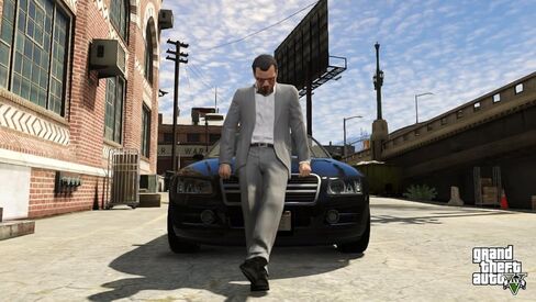 Grand Theft Auto V - Xbox 360 (Renewed) in Saudi Arabia