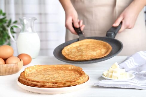 كلاسيك Hotcakes Crepe Mix بواسطة Table American Table ، مصنوع من دقيق القمح العضوي الأمريكي والفانيليا النقي ، على الطراز الفرنسي ، غير المعدلة وراثيًا ، السكر المنخفض ، بدون مواد حافظة ، إعداد سريع ، يصنع 24 كريبًا (14 أوقية ، حزمة من 1) in Saudi Arabia