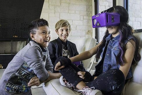 دمج سماعة الرأس AR/VR - اذهب إلى أي مكان - رحلات ميدانية للواقع الافتراضي وتعلم الواقع المختلط - العلوم والعلوم والتكنولوجيا والهندسة والرياضيات للأعمار من 10 سنوات فما فوق (رمادي قمر) in Saudi Arabia