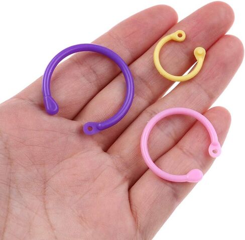 108 قطعة من البلاستيك متعدد الألوان، حلقات ورقية فضفاضة من أوراق الورق، حلقات دفتر الملاحظات، حلقات مفاتيح للكتاب، سلاسل مفاتيح، حلقات مفاتيح لبطاقات الورق الملفوف، قائمة ألبوم الصور، ثلاثة أحجام، 108 قطعة in Kuwait