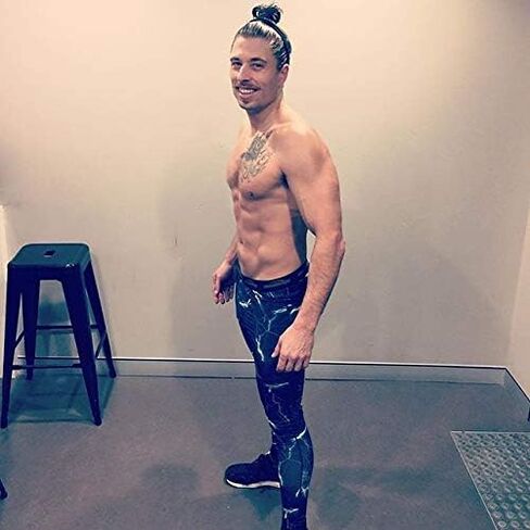 سراويل COOLOMG الشبابية المضغوطة، سراويل ضيقة للرجال للجري والجري في صالة الألعاب الرياضية in Kuwait