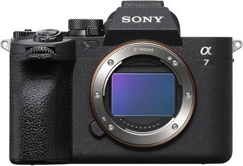 حزمة الكاميرا الرقمية بدون مرآة Sony A7 مع عدسة Sony Fe 24-70mm f/2.8 GM II و Pixel Advanced Accessory | سوني ألفا 7 IV in Kuwait