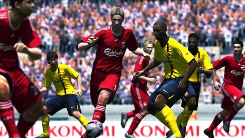 Pro Evolution Soccer 2010 - النسخة الإنجليزية - Xbox 360 (متجدد) in Saudi Arabia