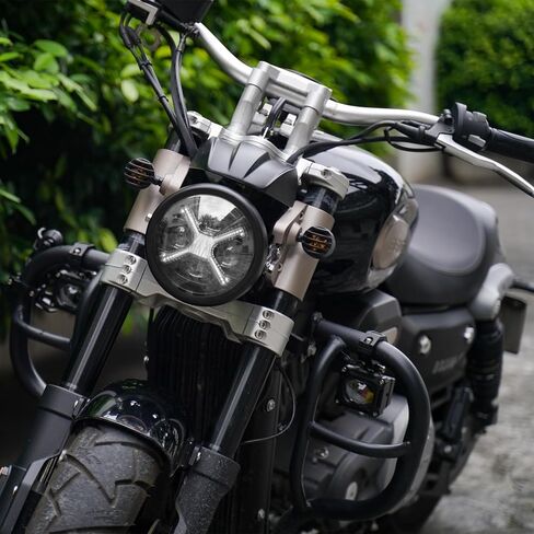 5 3/4 5.75 بوصة LED مصباح أمامي مستدير للدراجات النارية مع دلو مبيت ودعامة متوافق مع Kawasaki Shadow للدراجات النارية سوزوكي والدراجات المترية والدراجات النارية وما إلى ذلك لمعظم الدراجات النارية in Kuwait