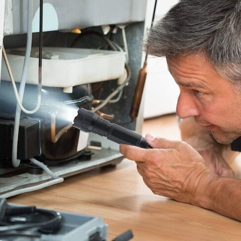 Feyachi FL21 مصباح يدوي تكتيكي 1200 LUMEN LED LED ضوء الفلاش مصباح يدوي قابل لإعادة الشحن لصيد التخييم الصيد in Kuwait