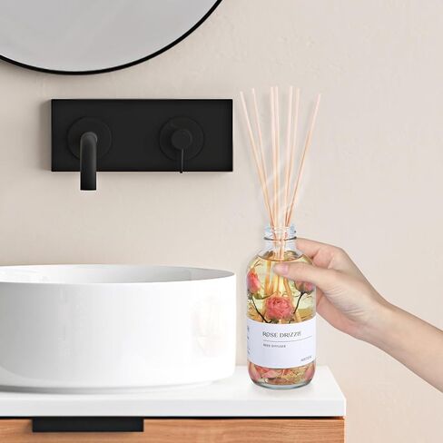 مجموعة ناشر القصب، زيت خشب الصندل العطري، 7.4 أونصة سائلة (220 مل) عطر منزلي برائحة الزهور مع 7 أعواد الروطان، روائح زيوت ناشرة للحمام وغرفة النوم ورف المكتب وديكور الغرفة الكبيرة in Kuwait