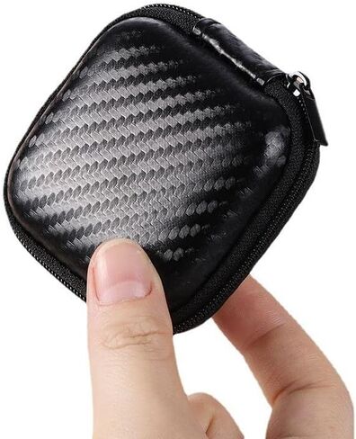 3 حزم الكربون لون أذن القشرة الصلبة - منظم السفر والمدارس القوي لسماعات الأذن وسماعات الرأس والملحقات الصغيرة - المدمجة وخفيفة الوزن وتصميم وقائي in Kuwait