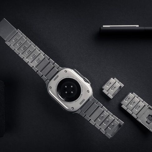 Titanium Apple Watch Band Ultra Metal Band ، متطابقة ألوان Ultra ، لأشرطة IWatch متوافقة مع أحجام 49 مم 45 مم 44 مم ، سلسلة Apple Watch 8/7/6/5/SE Ultra Band in Saudi Arabia