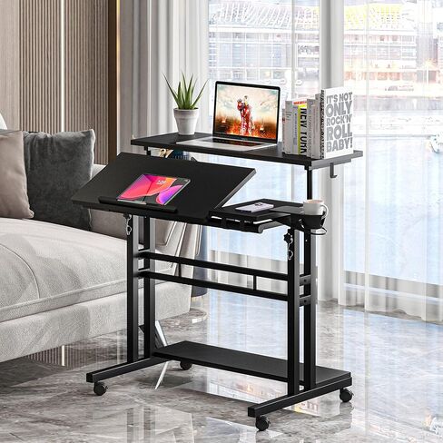 مكتب متنقل مع 3 أجهزة كمبيوتر مكتبية، مكتب قابل للتعديل بعجلات وحامل أكواب - مكتب كمبيوتر محمول مثالي للمكتب المنزلي ومكتب كمبيوتر محمول للمساحات الصغيرة in Kuwait