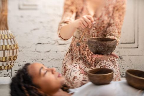 مطرقة وعاء الغناء، رأس اللباد - صنع في ألمانيا - للتأمل والعلاج بالصوت واليوجا in Kuwait