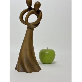 10.04" Handcrafted Beechwood Lovers Couple Figurine, Romantic Wood Sculpture, Decorative Statue for Home Decor, Memorial Statuette Perfect Lovers Gift for Living Room, Bedroom, or Premium Office Decor