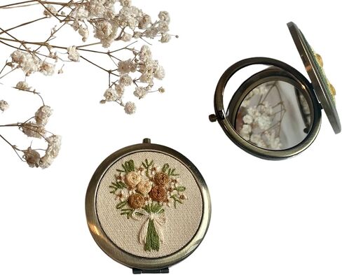 Hanacaschoice beige Rose Bouquet مرآة مضغوطة in Saudi Arabia