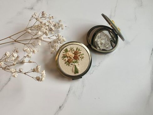 Hanacaschoice beige Rose Bouquet مرآة مضغوطة in Saudi Arabia