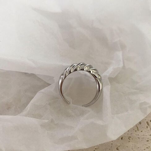 Handmade 925 Sterling Silver Rings For Women Wide Hammered Rings Chunky Wide Band Ring Adjustable Thumb Rings Boho Vintage Statement Rings For Women Men Jewelry Gifts for Birthday in Saudi Arabia