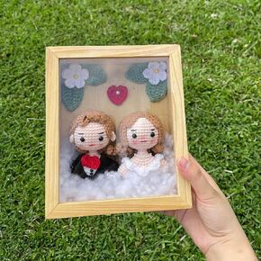 Handmade Crochet Groom & Bride Wood Box Gift | Knitted Couples in Wooden Box as Anniversary, Memmory Year, Gifts for Wife with Flower and Heart (Groom&Bride)