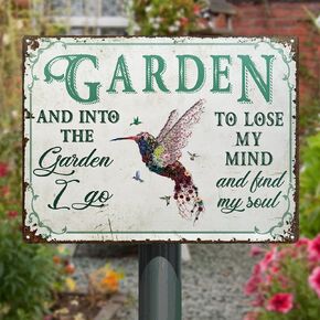 Wander Prints 16"x12" Rustic Gardener Gift for Women - Garden Home Decor Gift For Mothers Day, Grandmas, Aunties - Yard, Patio, Outdoor Sign Decor Accessories - Rustic Metal Sign - Humming Bird