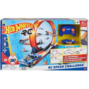 Hot Wheels Toy Car RC Set with 1:64 Scale Remote-Control Vehicle & 30+ Pieces of Race Track to Create Multiple Configurations