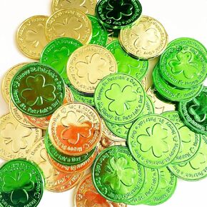 Rarapop 100 Pieces St. Patrick's Day Coins Fake Gold Green Lucky Coins, Plastic 3-Leaf Clover Coin Shamrock Leprechaun Coins for Party Decoration Favors