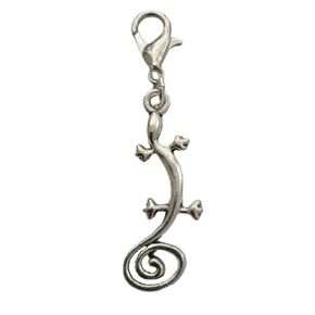 2pcs clip gecko على السحر ، والنساء نساء السوستة ، وسحر مخطط الشرير ، ومجوهرات عاشق الحشرات