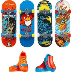 Hot Wheels Skate Tony Hawk Fingerboard & Removable Skate Shoes Multipack, 4 Fully Assembled Boards, 2 Pairs of Skate Shoes, 1 Exclusive Set (Styles May Vary)