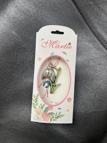 Martisor - Snowdrop Amulet ، التقليد الشعبي الروماني ، بطاقة المعايدة ، Mărţişor Ghiocel Talisman Broşă in Saudi Arabia