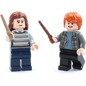 LEGO Harry Potter Minifigure Combo - Hermione in Striped Sweater and Ron Weasley in Plaid Shirt (Adult Version) with Wands