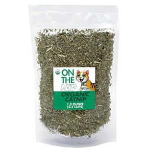 crait On The Nip Organic Catnip for Cats, Strong Catnip High Potency, Use for Refillable Catnip Toys for Cats, 1.5 Ounce Resealable Bag (2.5 Cups) Organic Cat Nip USA Origin