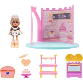 Royale High Baking Class Playset - 1 Doll, 6 Accessories - Fits Inside Castle Playset - Virtual Item Code Included - Ages 5+ in Saudi Arabia