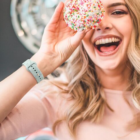أربطة منقوشة بالزهور من السيليكون من Vancle متوافقة مع أساور Fitbit Versa 2 للنساء والرجال، أساور معصم بديلة رياضية ناعمة قابلة للتنفس من أجل Fitbit Versa 2 / Fitbit Versa/Versa Lite/Versa SE in Kuwait