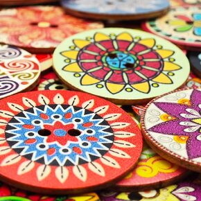 30-Pcs 2" Large Mixed Vintage Flower Wooden Buttons | Bulk Assorted Colors Natural Wood Buttons for Sewing Clothes Crafts Decorations (50mm)
