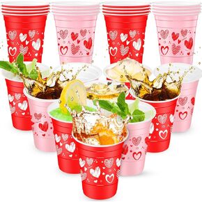 30pcs Game Game Set 22pcs Love Heart Plastic Cups 16oz أكواب يمكن التخلص منها مع 8 كرات كووب موضوع قلب لقضاء عطلة عيد ميلاد الزفاف اللوازم حفلة عيد ميلاد لحفل الزفاف