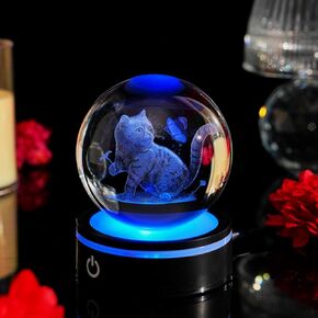3D Dolphin Heart Crystal Ball Night Lights & Figurines - Snow Globe Sphere Paperweight with LED Base, Home Office Decor Gifts for Women, Girls, Couples on Birthday, Mothers Day, Wedding - 3.15"/8CM