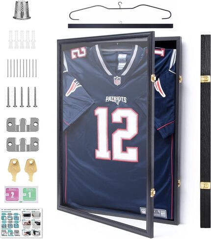 حافظة عرض بإطار جيرسي - صناديق ظلال بإطار من خشب البلوط الصلب لعرض جيرسي قابلة للقفل مع حماية من الأشعة فوق البنفسجية من الأكريليك و2 شماعات لقميص البيسبول وكرة السلة وكرة القدم والهوكي، أسود in Kuwait