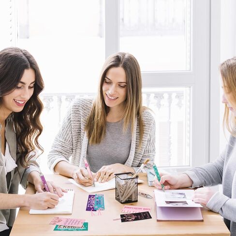 24 مجموعة مرجعية لشهر تاريخ المرأة وأقلام الهدايا الحرية الحرية المساواة النسوية الإشارات الإشارات المرجعية لأقلام الحبر للسيدات في تاريخ الشهر. in Kuwait