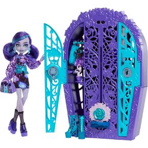 Monster High Skulltimate Secrets Doll & Accessories Set, Garden Mysteries Twyla with Reveal Closet & 19+ Tea Party Surprises Like Clothes