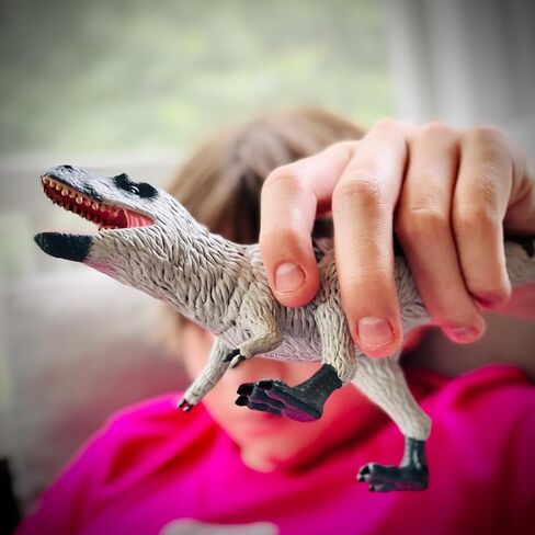 Safari Ltd. Figure Nanuqsaurus - مفصل 9.5 بوصة نموذج الديناصورات - لعبة تعليمية للبنين والبنات والأطفال الذين تتراوح أعمارهم بين 3+ in Saudi Arabia