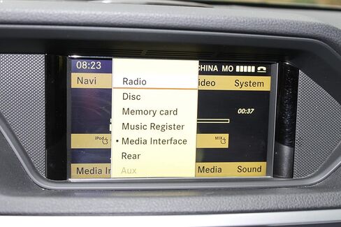 كابل Aux متوافق مع مقبس Mercedes Benz 2010-2016 C CLS GL ML S SLK Seiries MMI متوافق مع iPhone iPod in Saudi Arabia